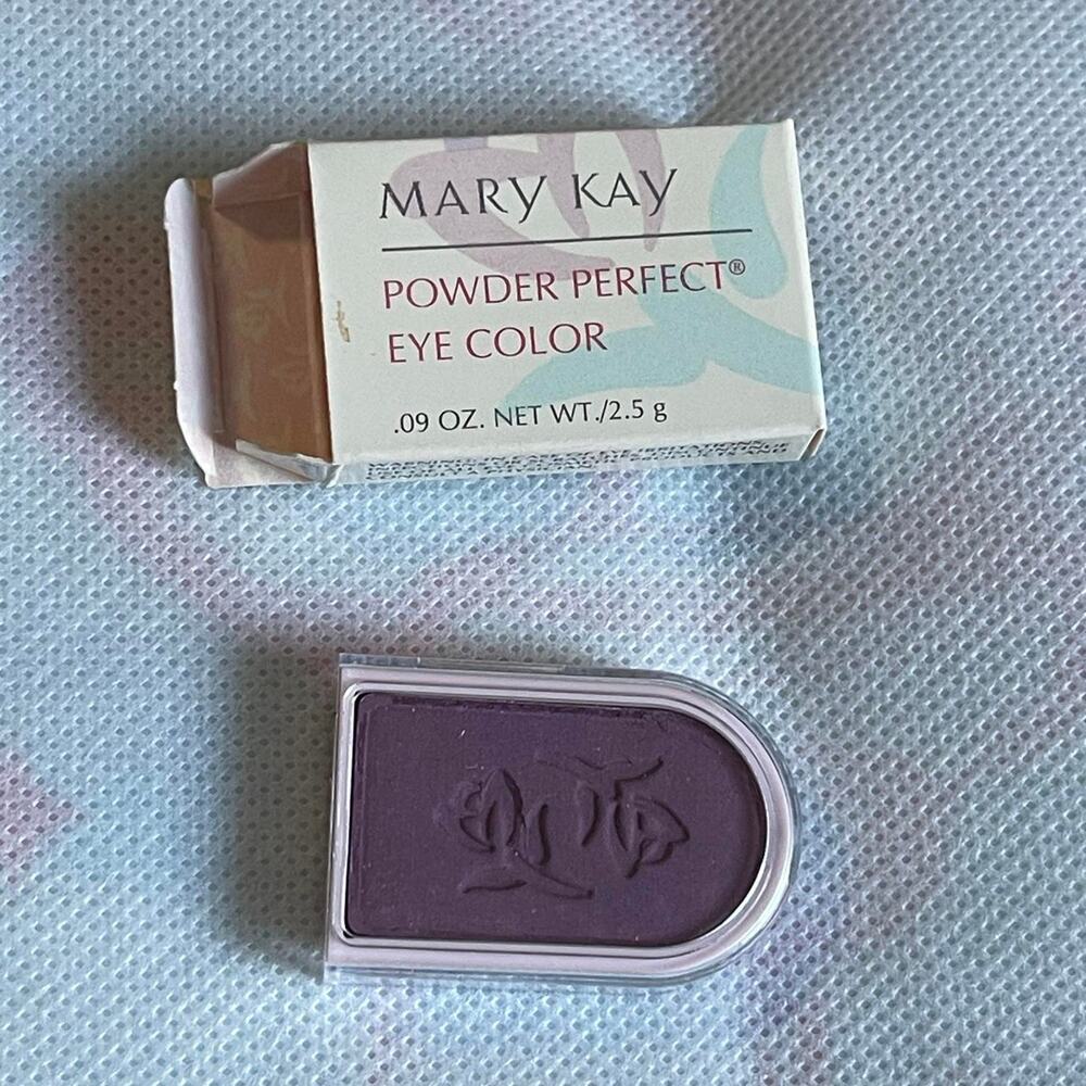 Mary Kay Powder Perfect Eye Color in Smoky Plum 6201